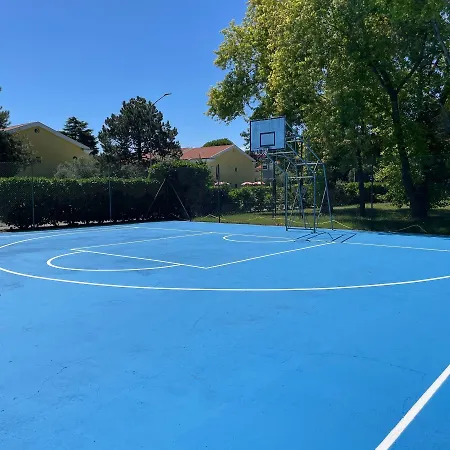 Comfort, Pools, Tennis And Fun - Beahost Bibione